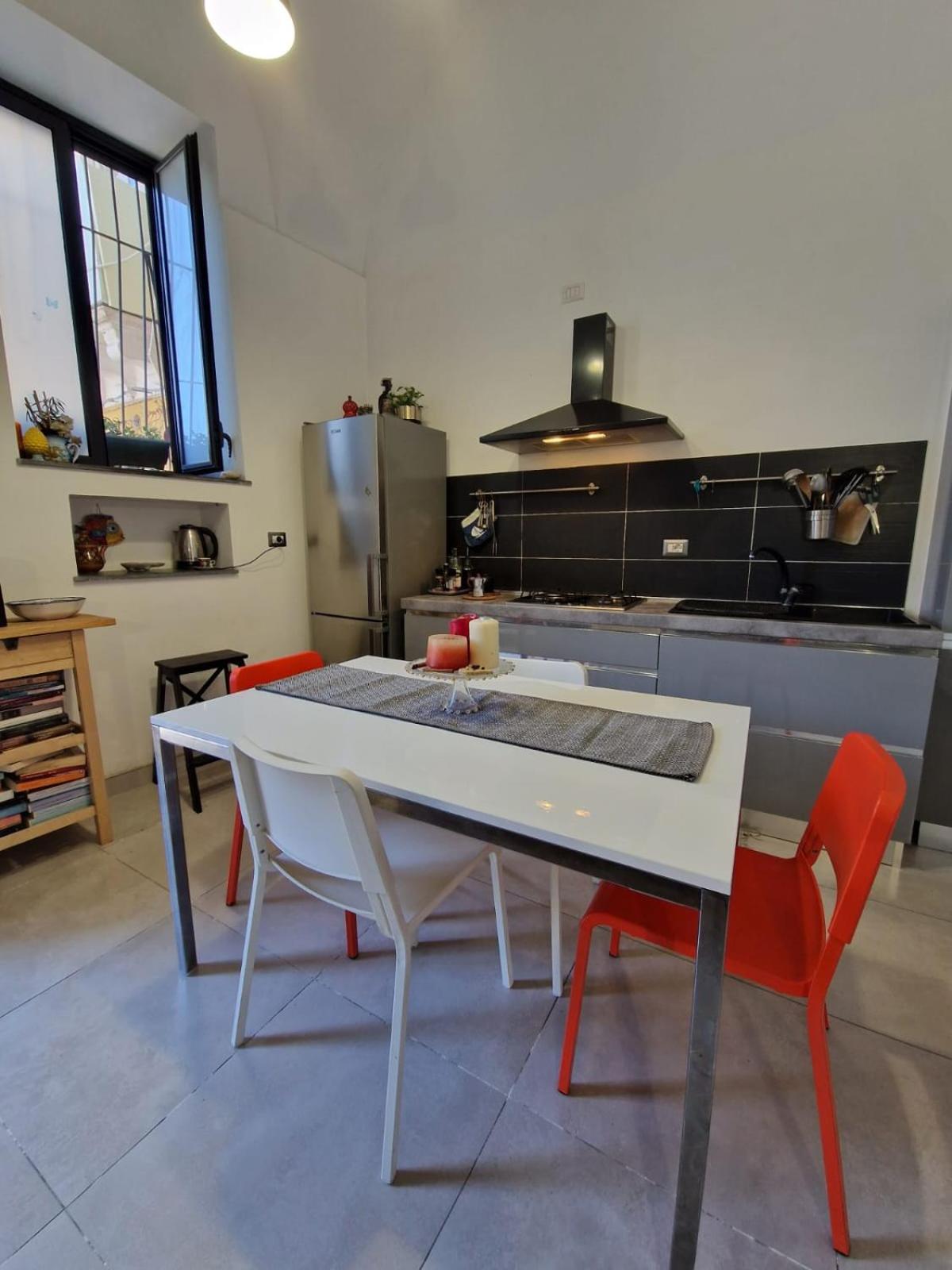 Elvira Home Катания Екстериор снимка